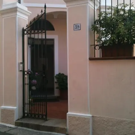Monolocale In Appartement *
