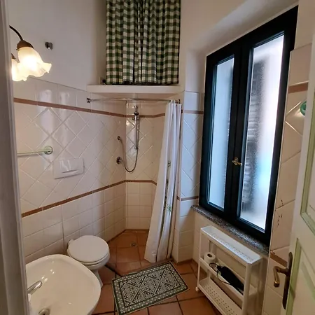 Daire Monolocale In La Maddalena (Sassari)